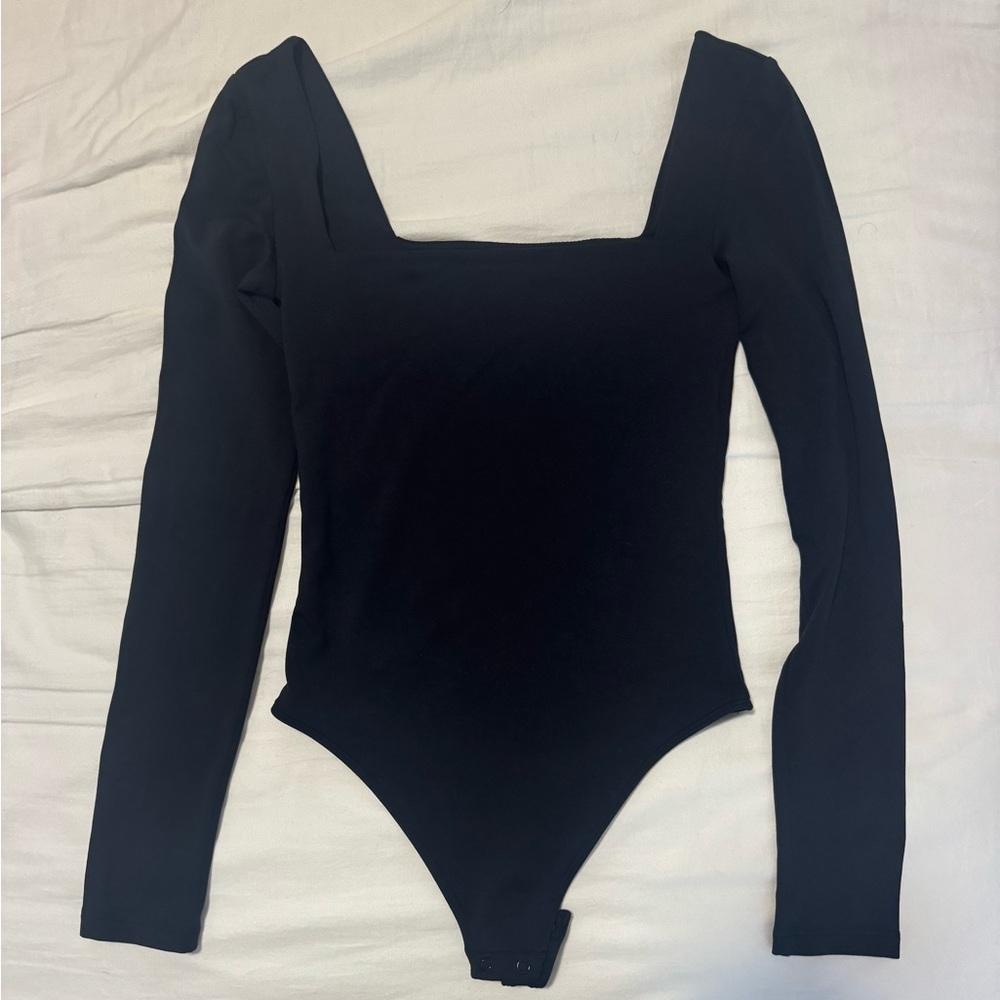 Aritzia Babaton Black Long Sleeve Bodysuit